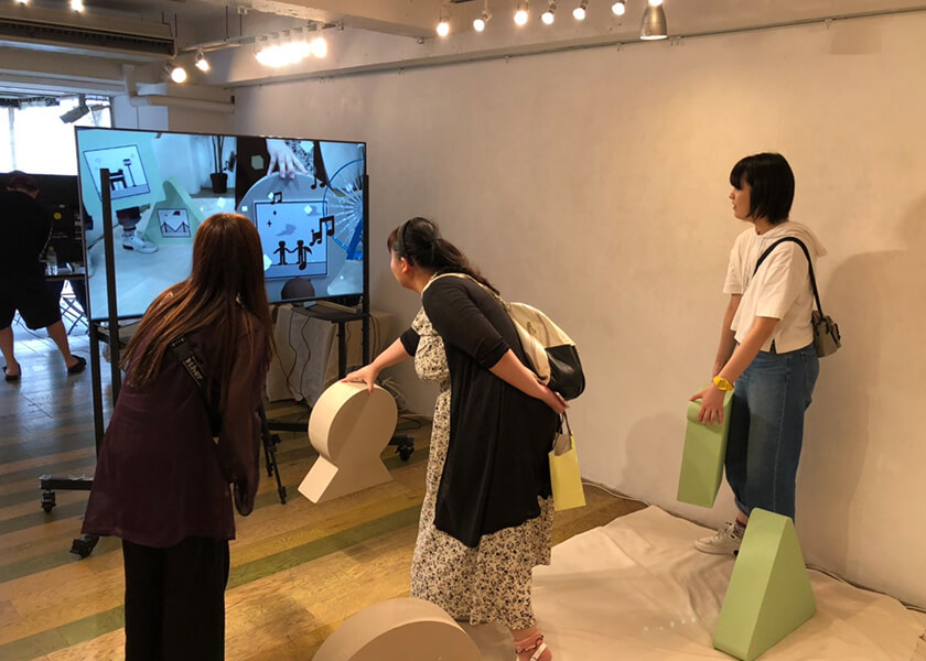 イベントの様子_積み木をおく人